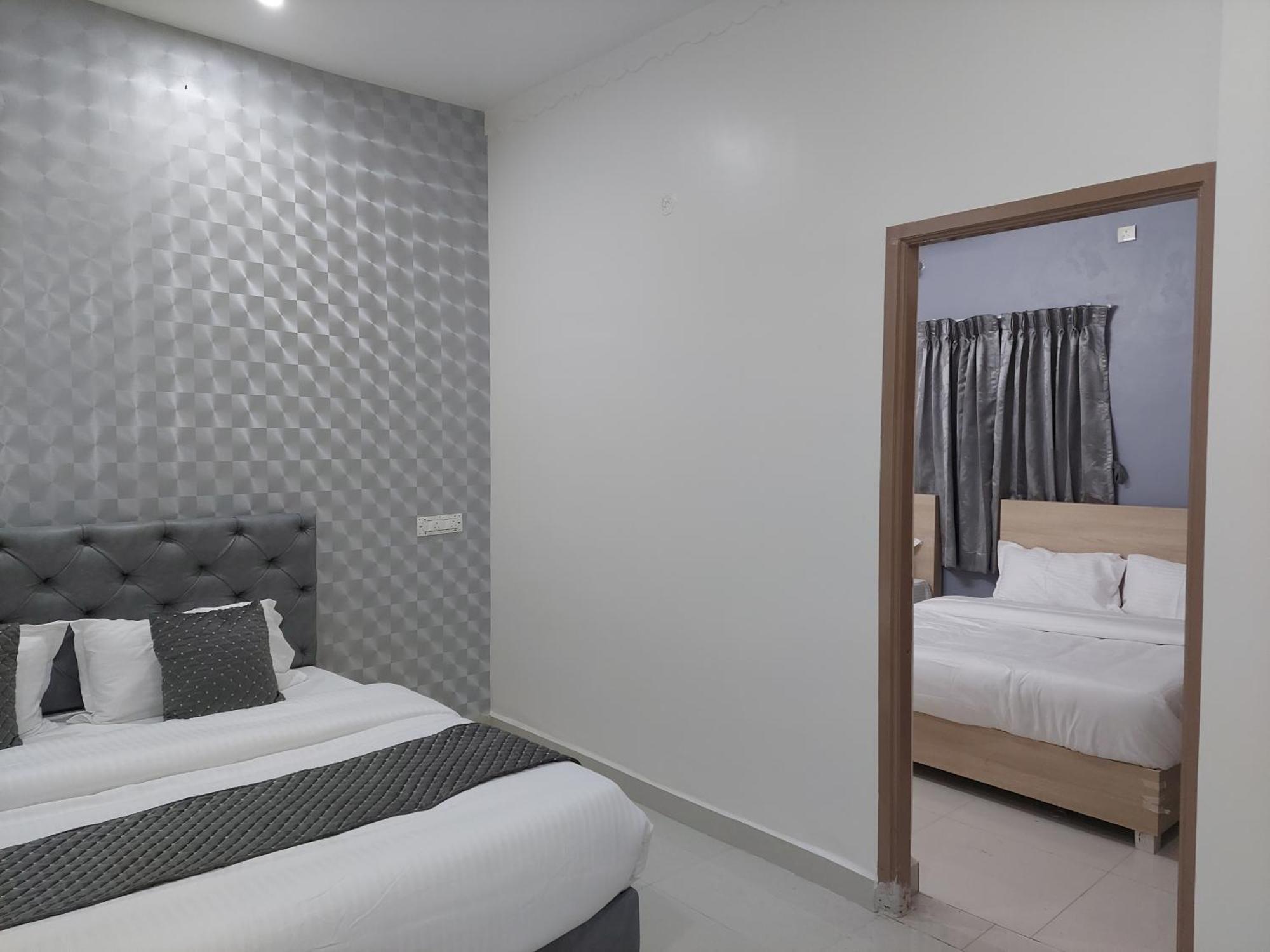Sapphire Stayss Yelagiri Buitenkant foto